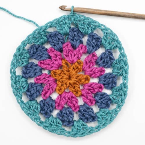 How To Crochet a Granny Circle Photo Tutorial