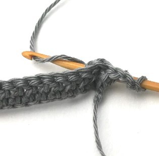 Bars and Zigzag Crochet Stitch Photo Tutorial