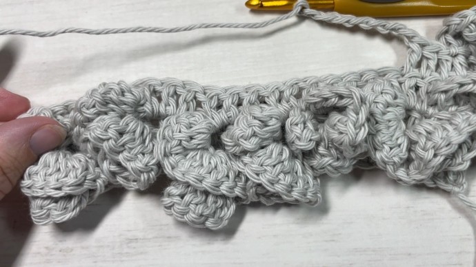 How to Crochet the Ruffle Stitch Photo Tutorial