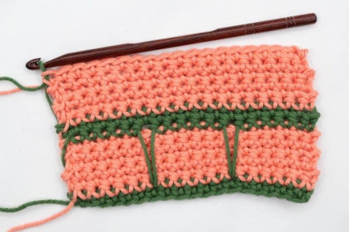 How to Crochet the Brick Stitch Photo Tutorial