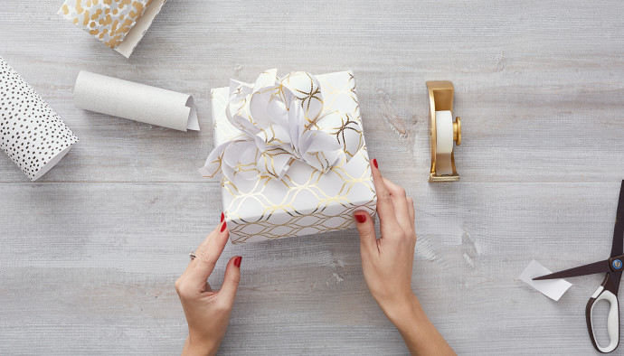 8 Genius Gift Wrapping Hacks That Will Simplify Your Holidays