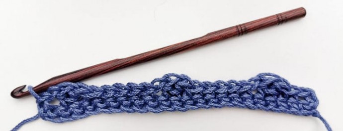 Crossed Stitches and Ripples Crochet Stitch Photo Tutorial