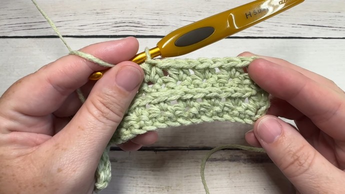 How to Crochet the Guardrail Stitch Photo Tutorial
