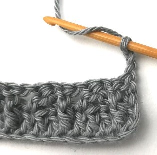 Bars and Zigzag Crochet Stitch Photo Tutorial