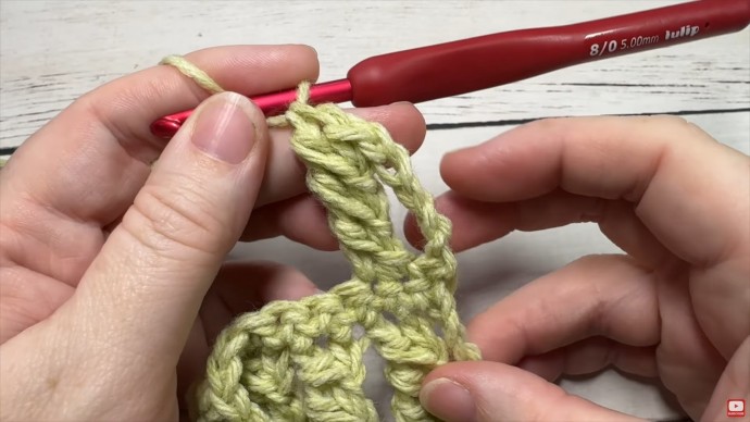 How to Crochet the Double Treble Column Stitch Photo Tutorial