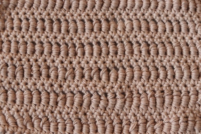 How to Crochet the Bouillon Stitch Photo Tutorial How to Crochet the Bouillon Stitch Photo Tutorial