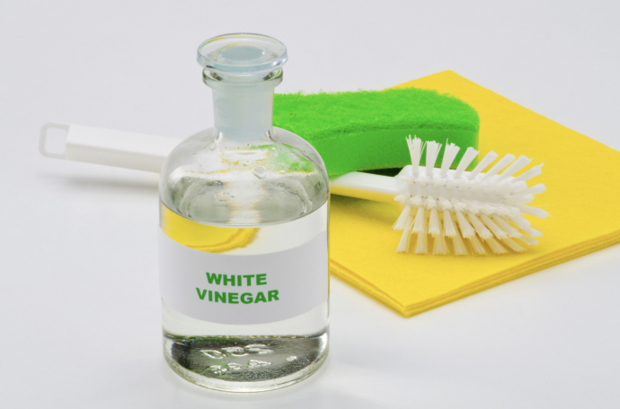 7 Tried and tested cleaning methods: Using Vinegar in the Kitchen