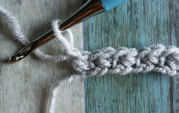 How to Crochet The Mini Bean Stitch