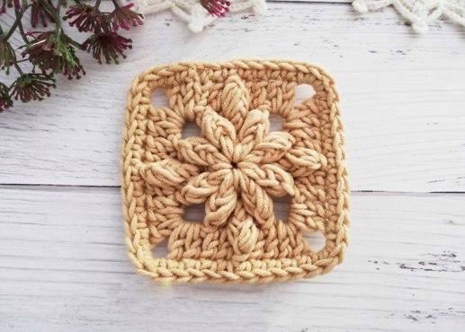 Crochet Bobble Drops Flower Granny Square Crochet Bobble Drops Flower Granny Square
