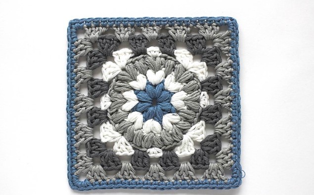 Tripple Puff Crochet Granny Square Photo Tutorial