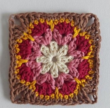 Crochet African Flower Granny Square Photo Tutorial