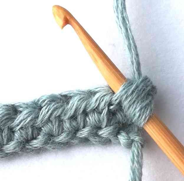 The Royal Ridge Crochet Stitch Photo Tutorial