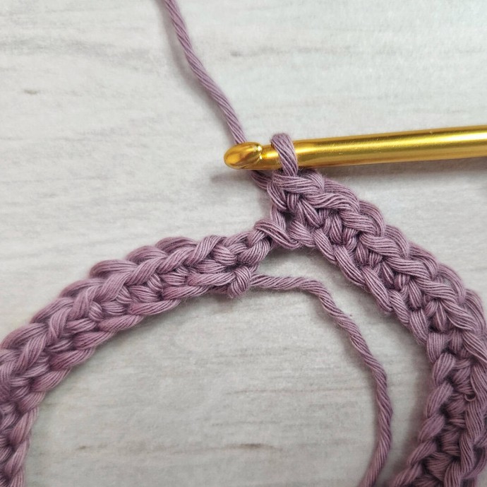 Diagonal Knit Look Crochet Stitch Photo Tutorial