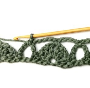 Stacked Triangles and Eyelet Crochet Stitch Photo Tutorial