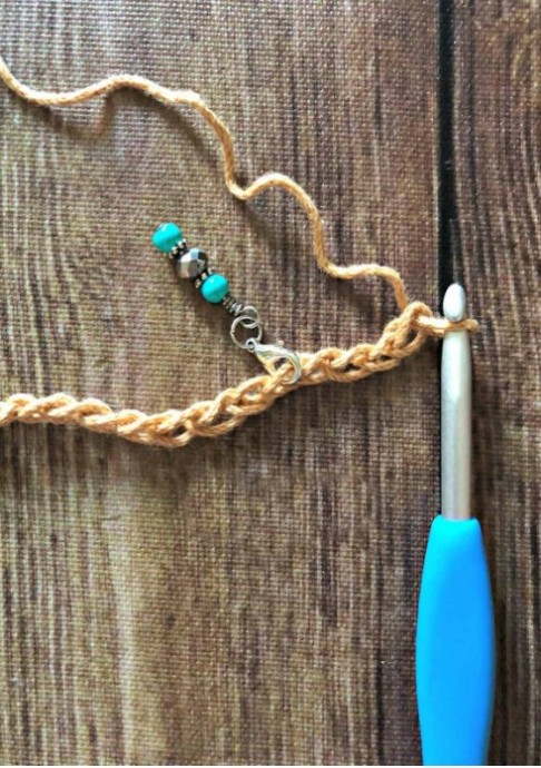 How to Crochet the Iris Stitch Photo Tutorial