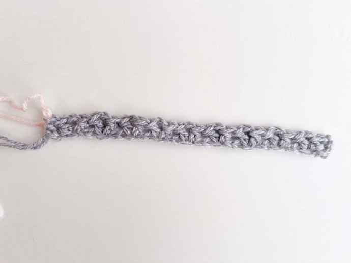 How to Crochet the Nesting V-stitch Photo Tutorial