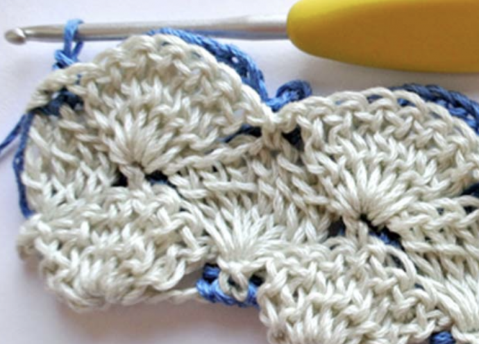 Colorful Chell Stitch Crochet Tutorial