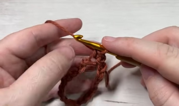 How to Crochet the Click Clack Stitch Photo Tutorial