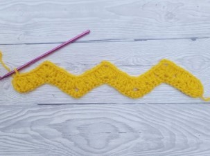 Crochet Chevron Swirls Stitch Photo Tutorial