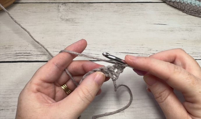 Knotted Single Crochet Stitch Photo Tutorial