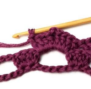 Large Lacy Zigzag Crochet Stitch Photo Tutorial