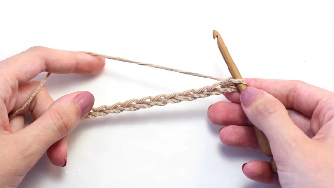 How To Crochet The Alternating Spike Stitch Photo Tutorial
