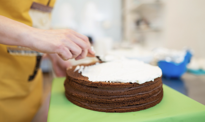 9 Common Cake Frosting Mistakes to Avoid