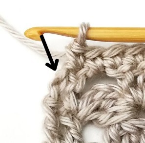 Aligned Four Leaf Clover Crochet Stitch Photo Tutorial