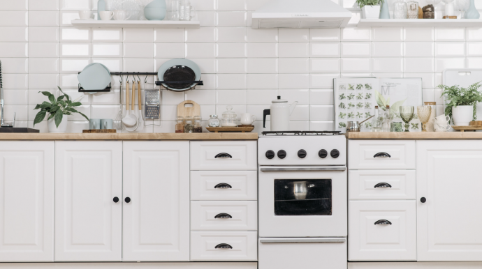 7 Dos and Don’ts of Cleaning Kitchen Cabinets 7 Dos and Don’ts of Cleaning Kitchen Cabinets
