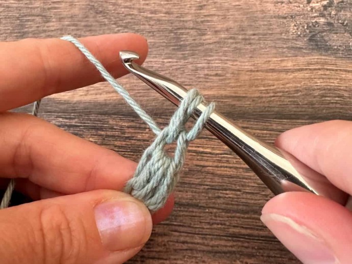 How to Crochet The Jasmine Stitch Photo Tutorial