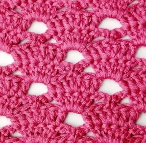 Large Uneven Clam Crochet Stitch Photo Tutorial