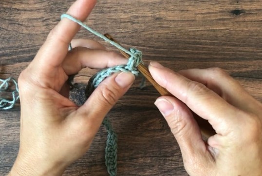 How to Crochet the Bead Stitch Photo Tutorial