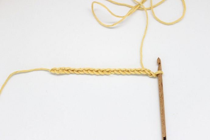 How to Crochet the Crossed Triple Stitch Photo Tutorial