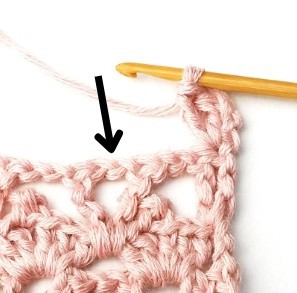 Lacy Cupcake Crochet Stitch Photo Tutorial