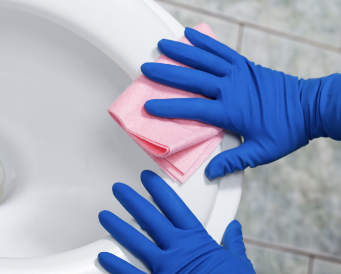 8 Tips & Tricks for Simple Toilet Cleaning