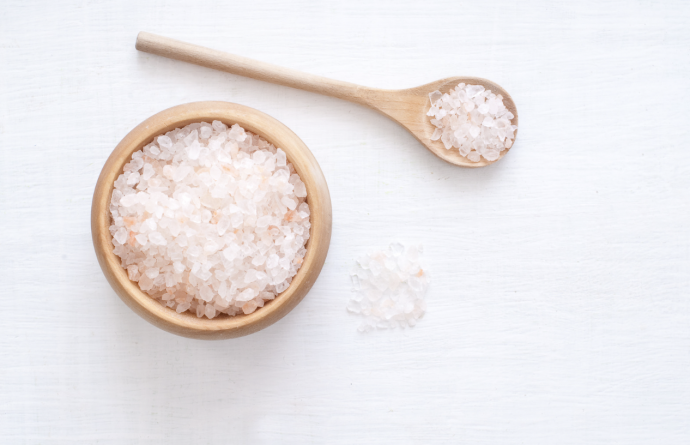 9 Smart Uses Of Salt For Non-Toxic Cleaning Purposes 9 Smart Uses Of Salt For Non-Toxic Cleaning Purposes
