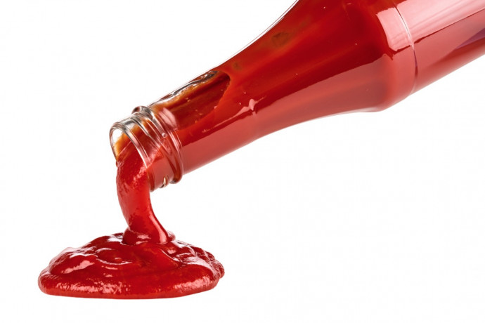 7 Surprising Ketchup Uses & Hacks