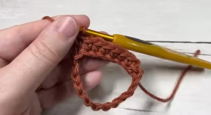 How to Crochet the Click Clack Stitch Photo Tutorial