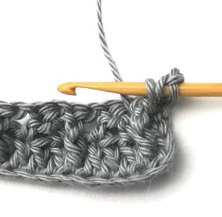 Bars and Zigzag Crochet Stitch Photo Tutorial