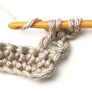 Aligned Four Leaf Clover Crochet Stitch Photo Tutorial