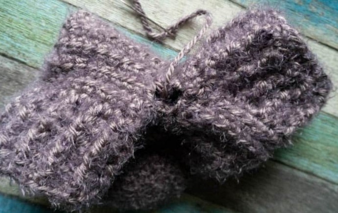 Couples Mittens Crochet Pattern