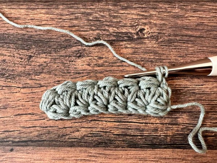 How to Crochet The Jasmine Stitch Photo Tutorial