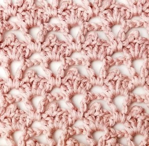 Lacy Cupcake Crochet Stitch Photo Tutorial