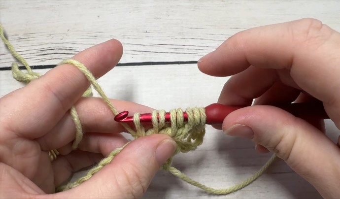 How to Crochet the Double Treble Column Stitch Photo Tutorial