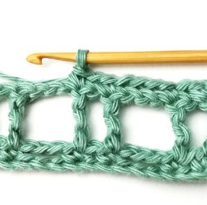 Striped Treble Crochet Mesh Stitch Photo Tutorial