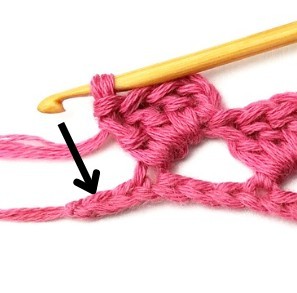 Lacy Checkered Diamond Crochet Stitch Photo Tutorial