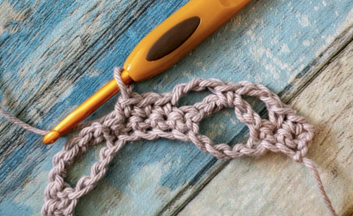 How to Crochet the Woven Lattice Stitch
