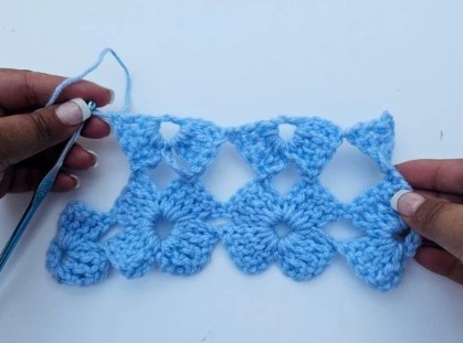 Crochet Linked Flowers Stitch Photo Tutorial