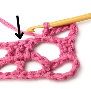 How to Crochet the Lacy Square and Eyelet Stitch Photo Tutorial