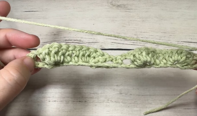 How to Crochet the Swallowtail Stitch Photo Tutorial